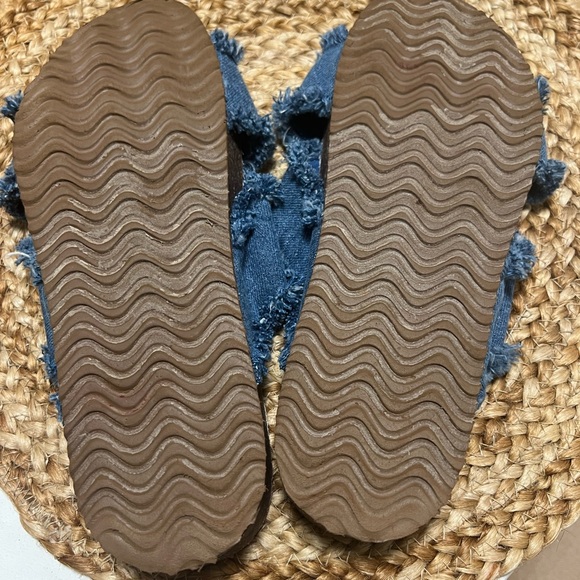 Steve Madden Flatform sandals size 8 gentle used. - Picture 7 of 11